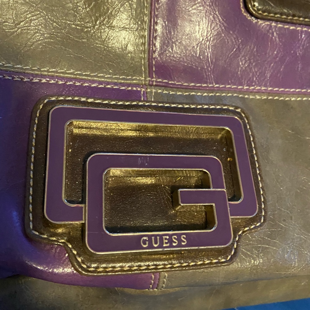 Guess Purse - Picture 2 of 14